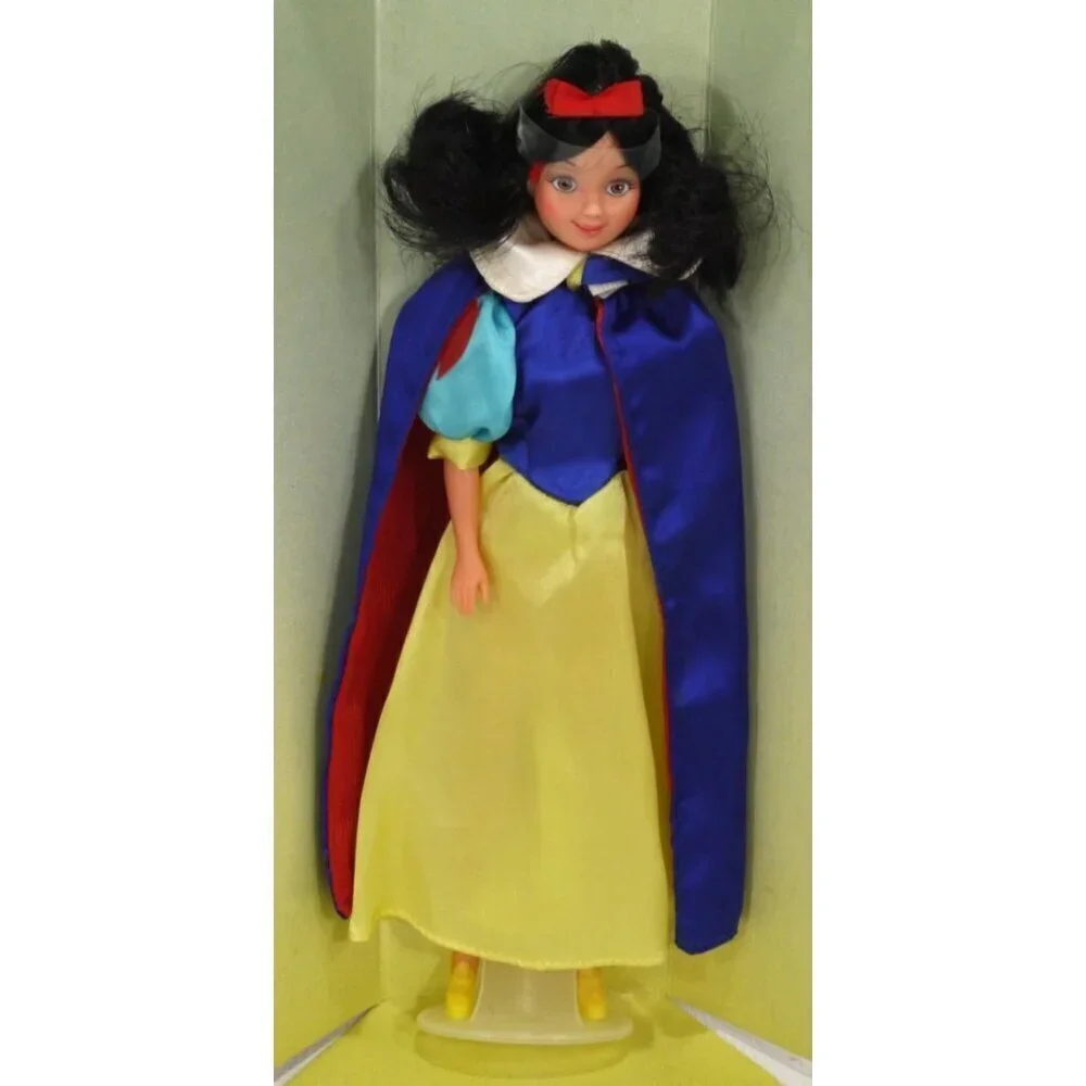 Vintage DISNEY Snow White & the Seven Dwarfs 11.5